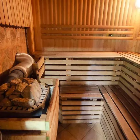 Ferienhaus Rustic Private In Woods W/ Sauna & Pool *