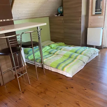Rustic Private In Woods W/ Sauna & Pool Ferienhaus *