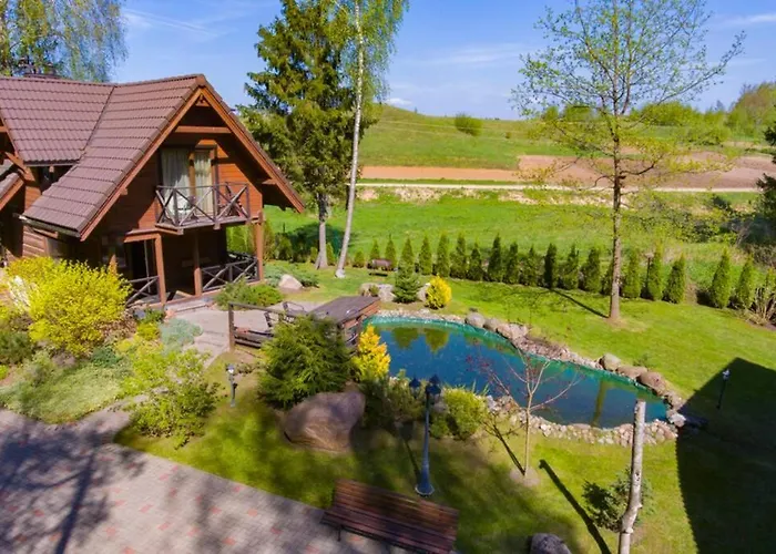 Rustic Private In Woods W/ Sauna & Pool Ferienhaus