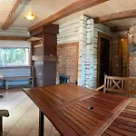 Rustic Private In Woods W/ Sauna & Pool Будинок відпочинку