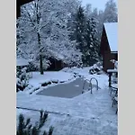 Rustic Private In Woods W/ Sauna & Pool *